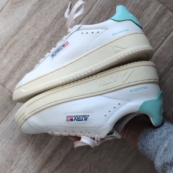 NIB Autry Dallas sneakers - Picture 9 of 15